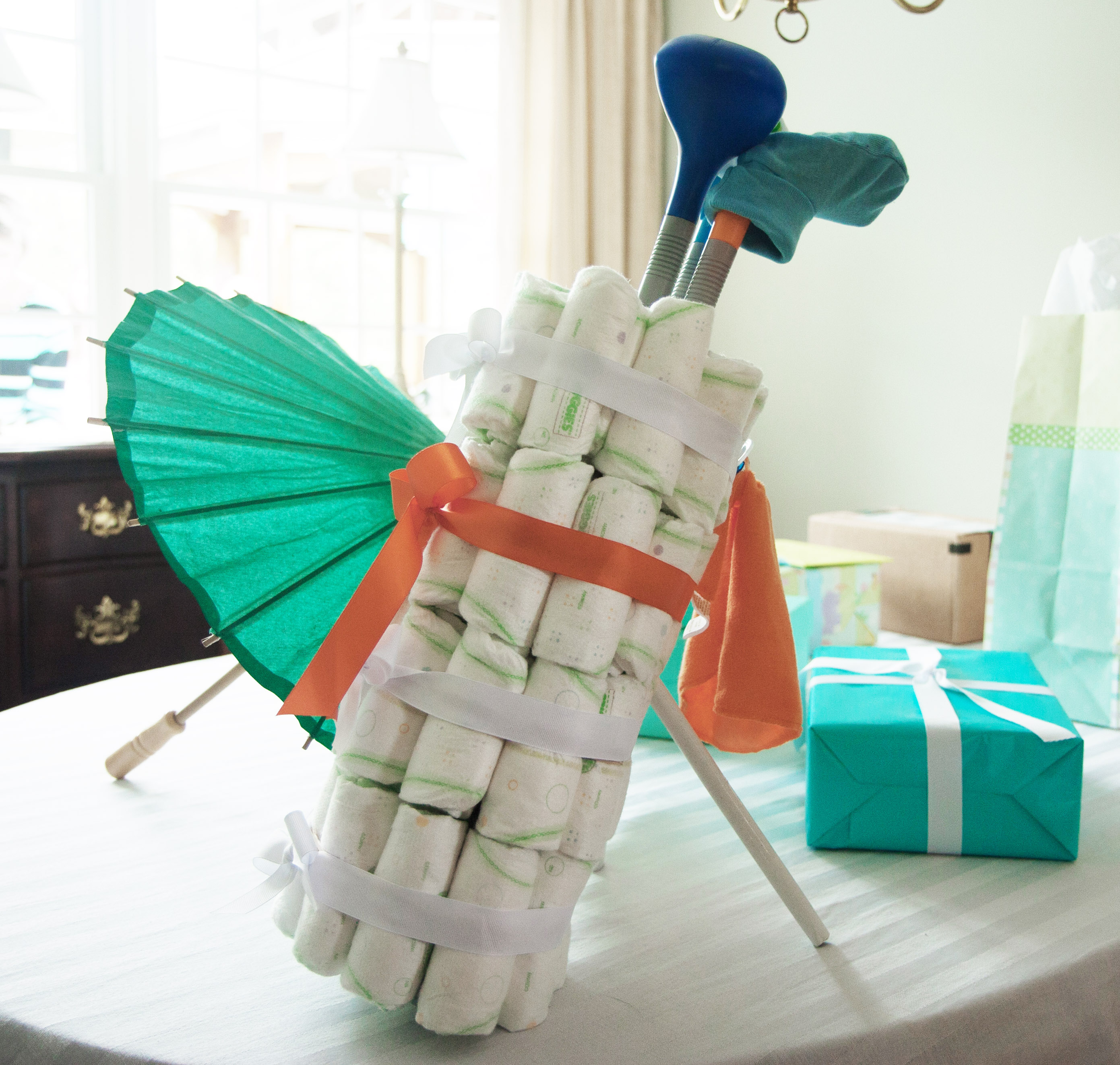 Baby Shower: DIY Diaper Golf Caddy â€“ MonkeySmiles